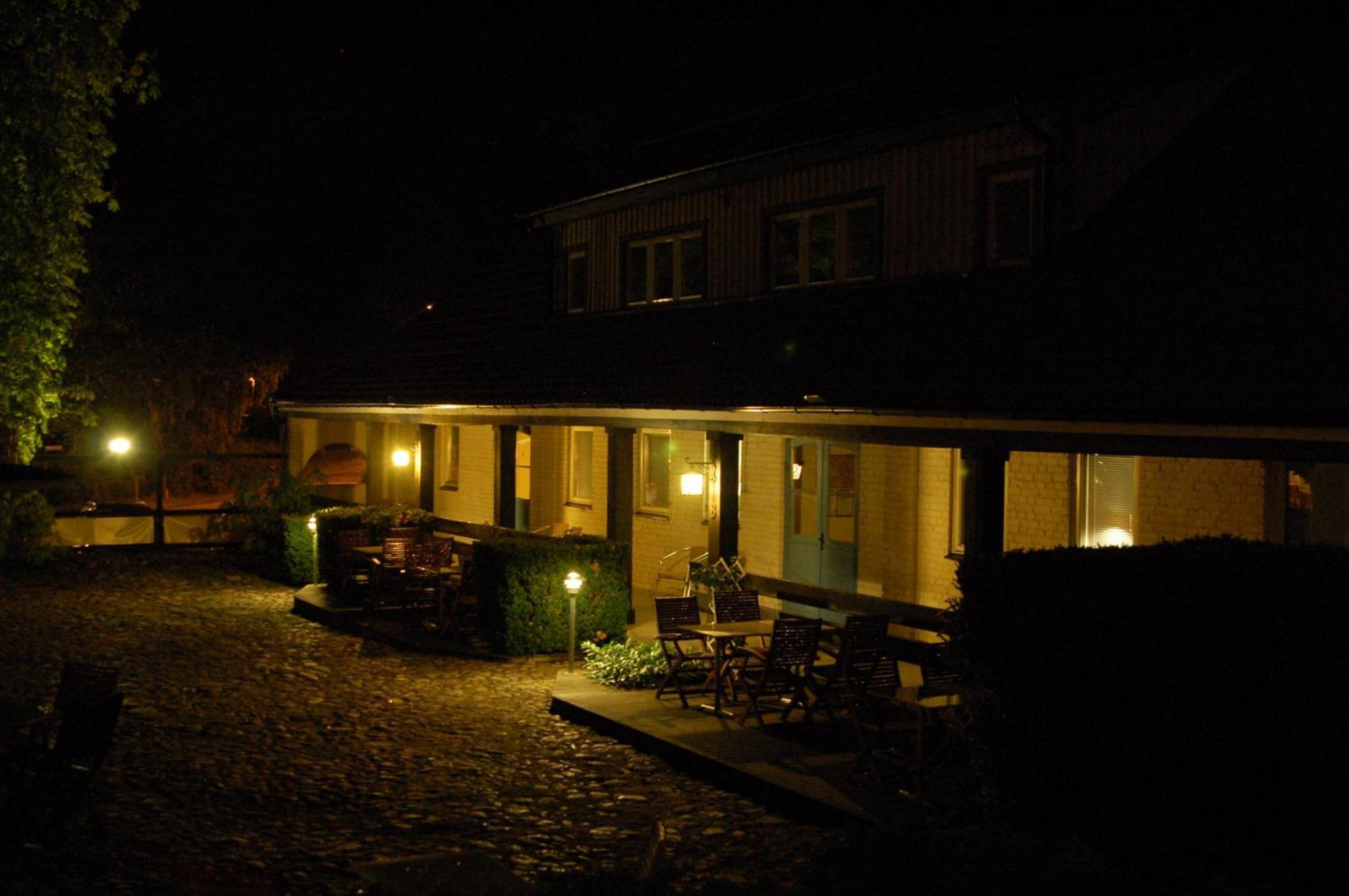 Kastanjelund Hotel Yngsjo ภายนอก รูปภาพ