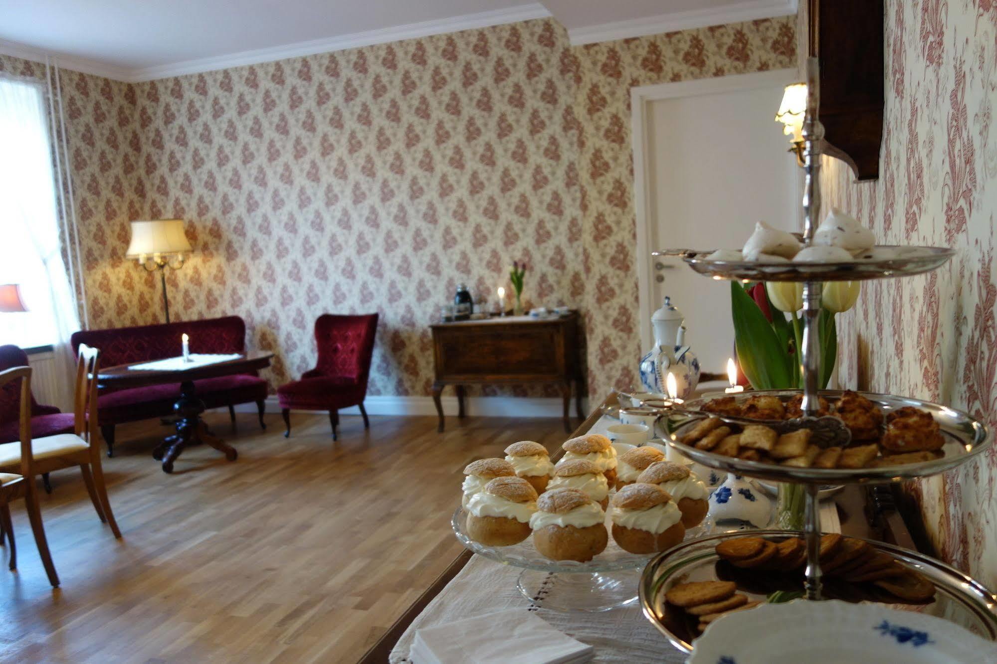 Kastanjelund Hotel Yngsjo ภายนอก รูปภาพ