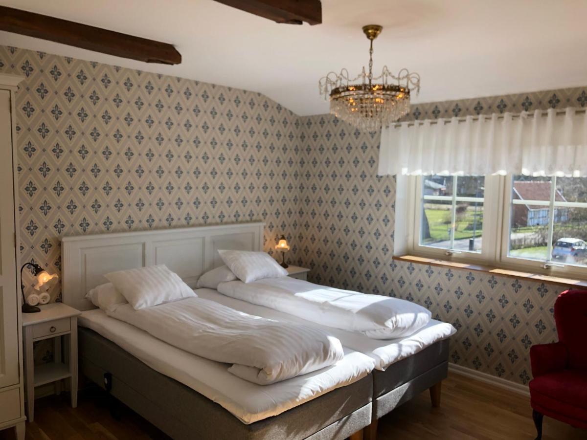 Kastanjelund Hotel Yngsjo ภายนอก รูปภาพ